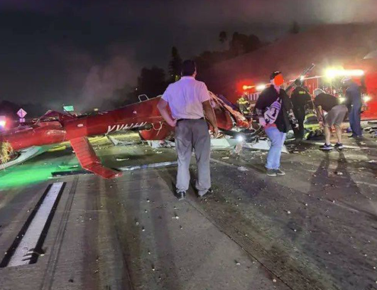 Sebuah Helikopter Medis Jatuh di Tengah Jalan California