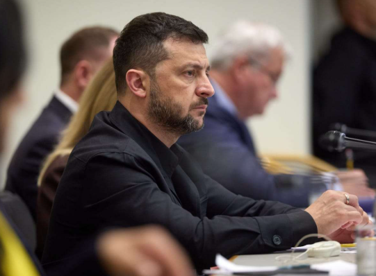 Zelensky Menolak Rencana Damai yang Dibuat AS