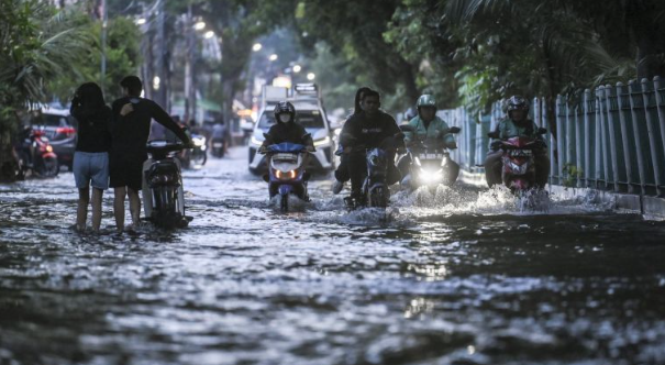 hujan-ekstrem-ancam-jakarta-banten-hari-ini